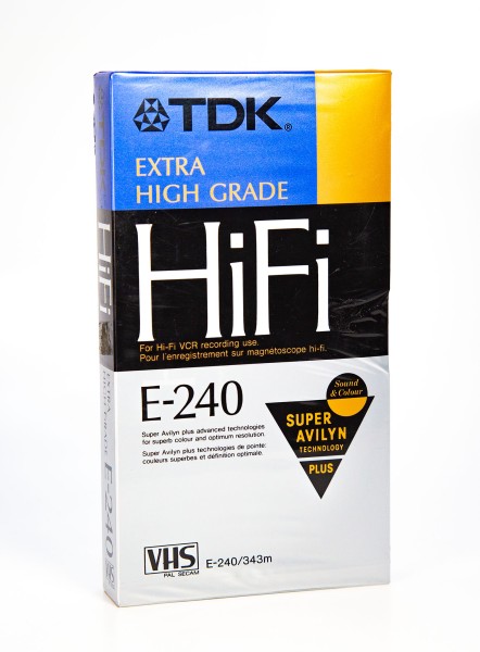 TDK E-240 HiFi Extra High Grad VHS Videokassette