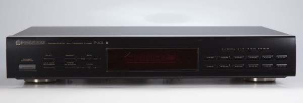 Pioneer F-202 FM/AM Tuner in schwarz