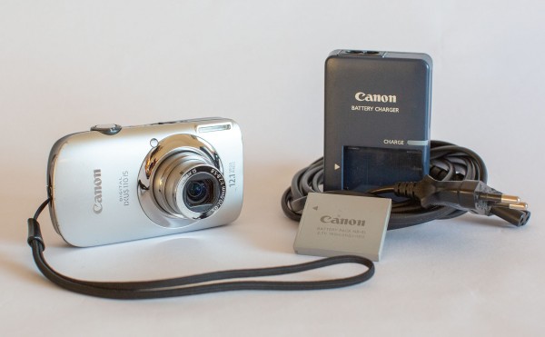 Canon IXUS 110 IS Digitalkamera in silber