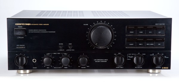 Onkyo A-8650 Integra Stereo-Verstärker in schwarz