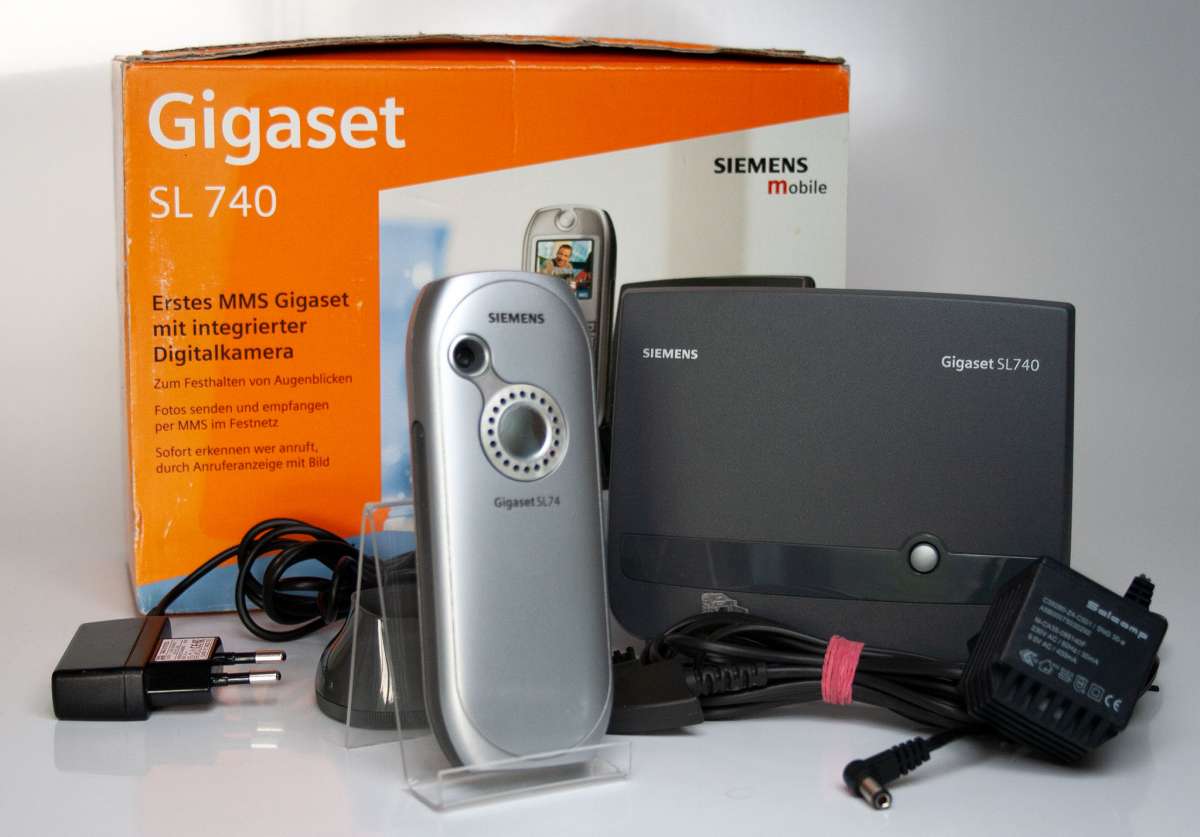 Siemens Gigaset C475 DECT Telefon – Mit Farbdisplay, Anrufbeantworter & Freisprechfunktion, Pianoschwarz