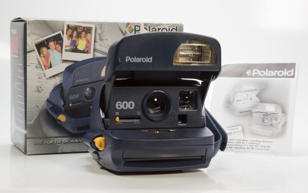 Polaroid 600 Sofortbildkamera in blau