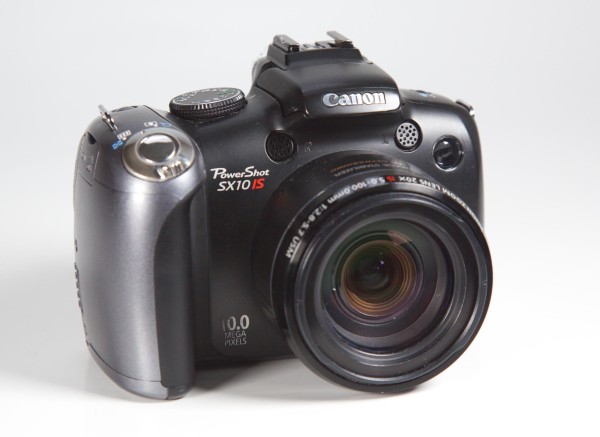 Canon PowerShot SX10 IS Digitalkamera schwarz