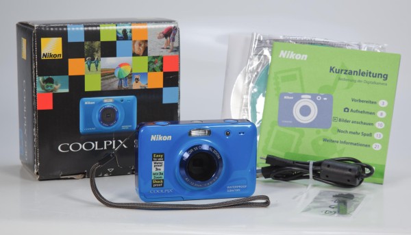 Nikon Coolpix S30 Unterwasser Digitalkamera in blau