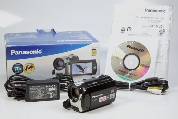 Panasonic SDR-S26 EG-K SD-Camcorder in schwarz