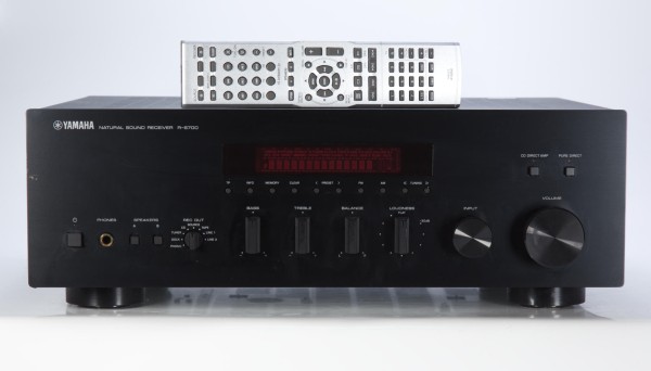 Yamaha R-S700 Stereo Receiver (Apple iPhone/iPod/Bluetooth kompatibel, 2x 100 Watt) schwarz