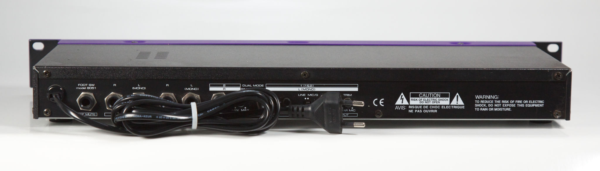 Fostex DE-10 24-bit Dual Multi Effect Processor | 123