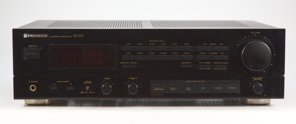 Pioneer SX-227 Stereo Receiver in schwarz