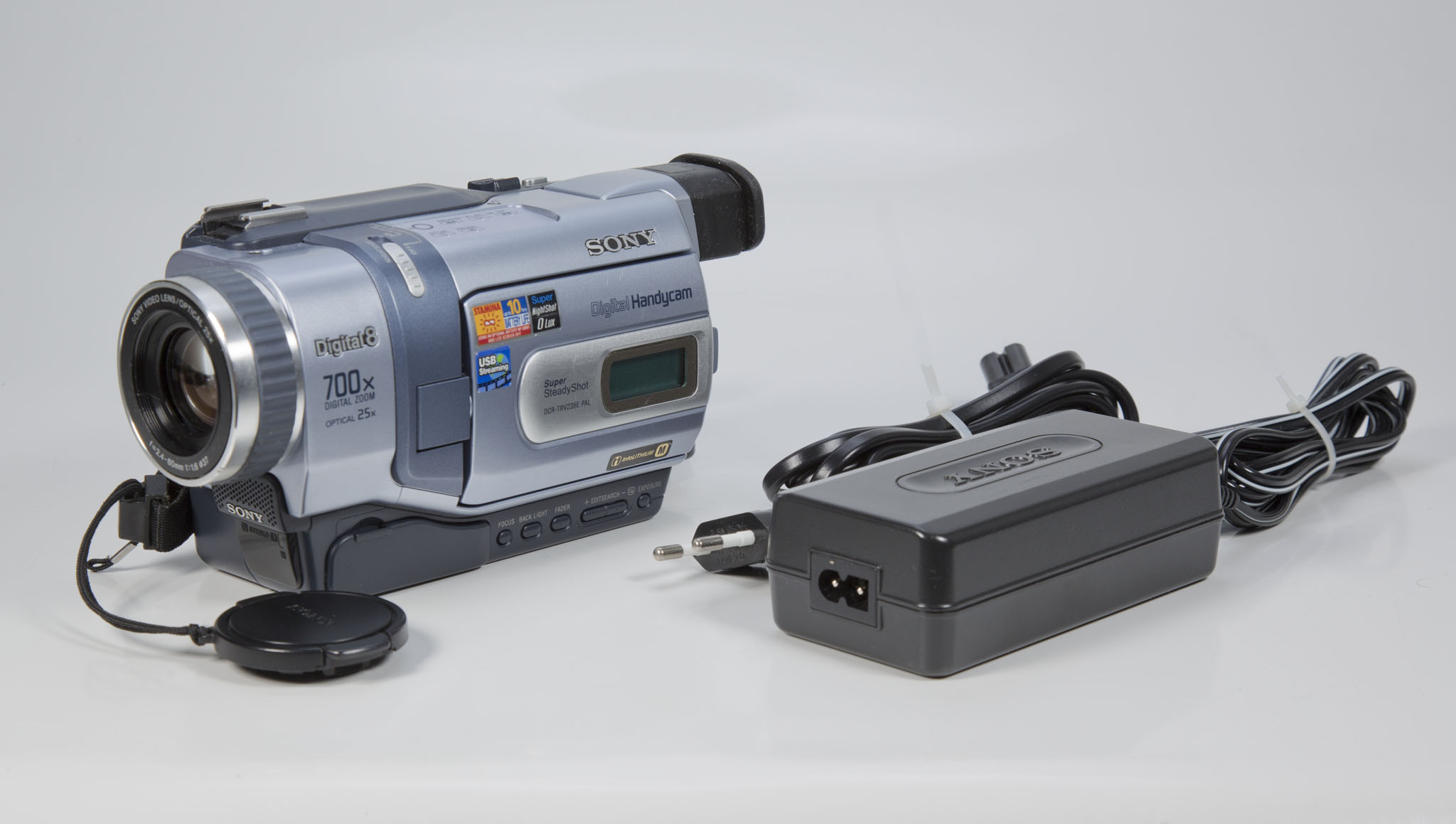 Spiller skak Give Vores firma Sony DCR-TRV238 Digital8-Camcorder | 123-Elektronik.de